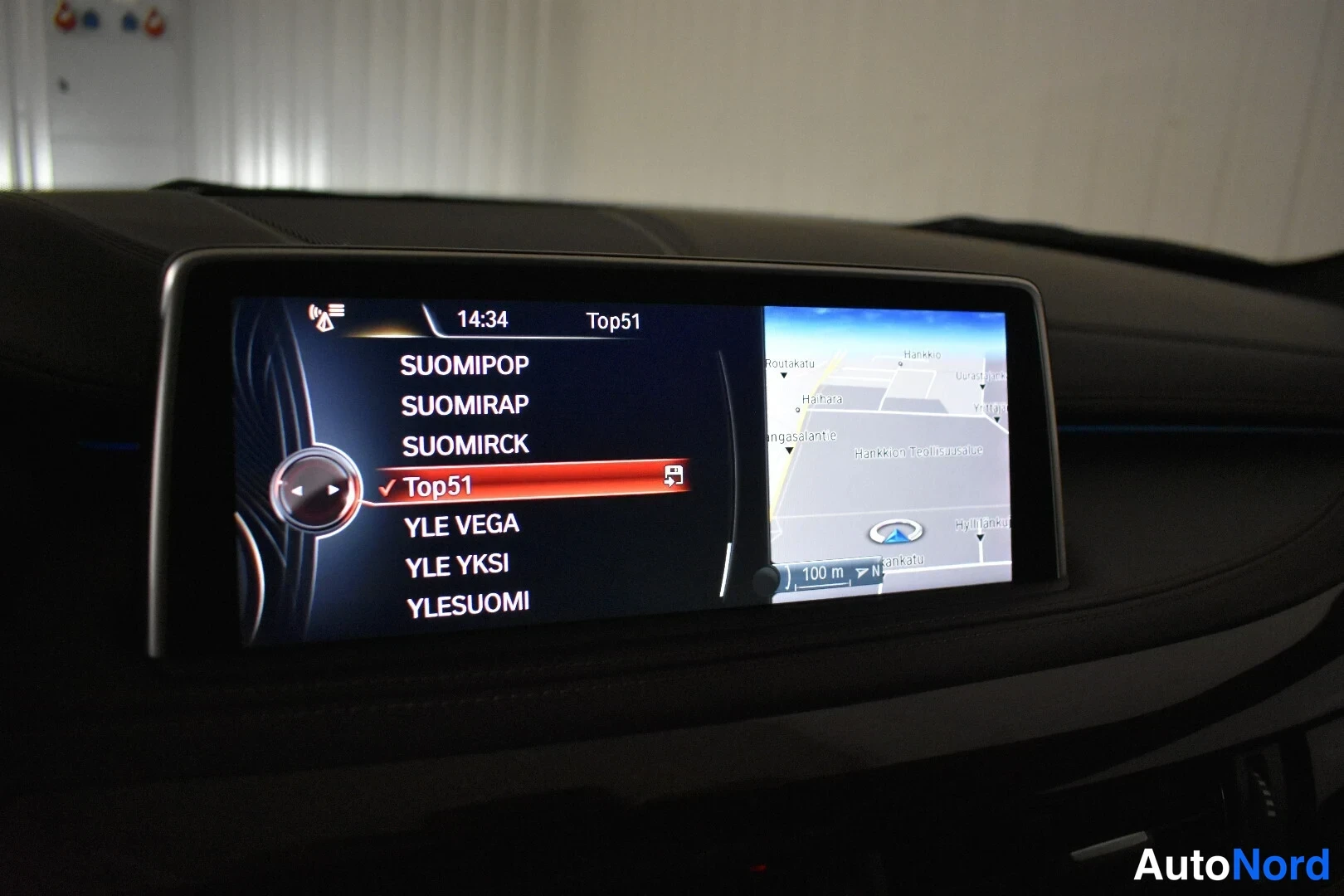 Valkoinen BMW X6 2016, ohjaamo, kuva 16