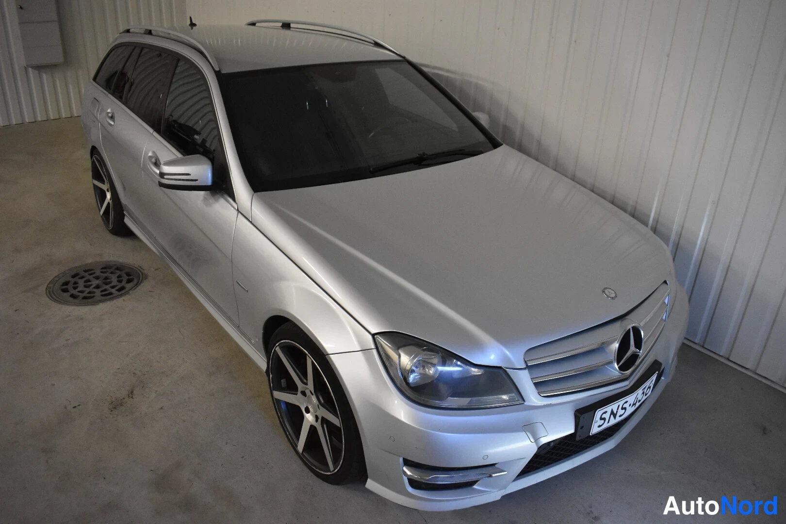Hopea Mercedes-Benz C 220 CDI 2012, etuviisto, keula oikealle, kuva 3