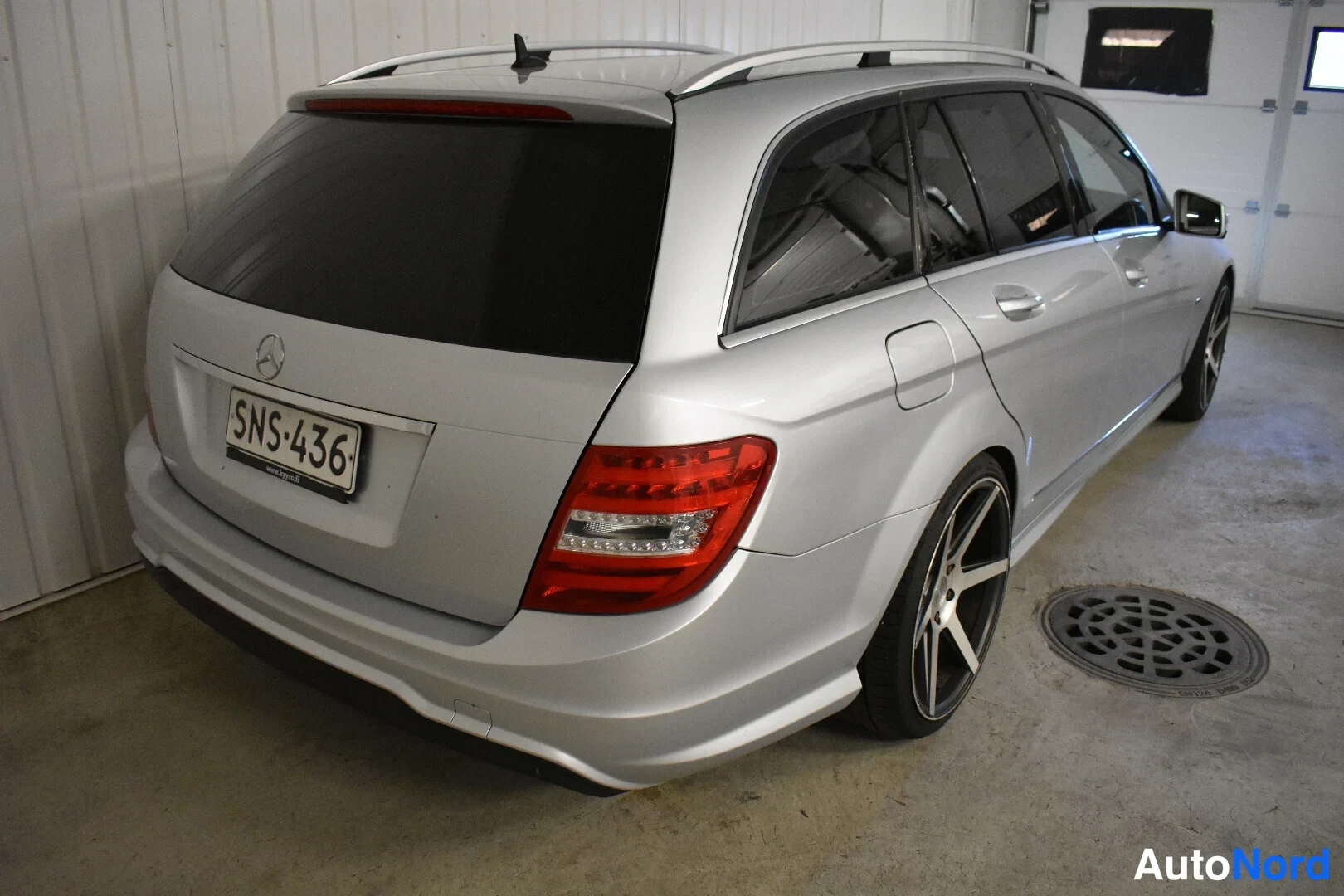 Hopea Mercedes-Benz C 220 CDI 2012, takaviisto, kuva 8