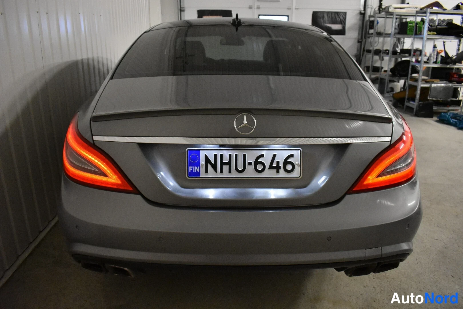 Harmaa Mercedes-Benz CLS 350 2011, takaa, kuva 14