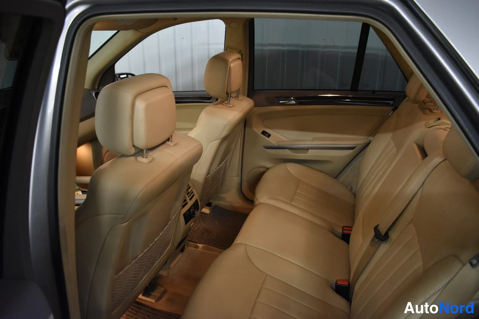 Hopea Mercedes-Benz ML 420 CDI 4MATIC 2007, takaistuimet, kuva 17