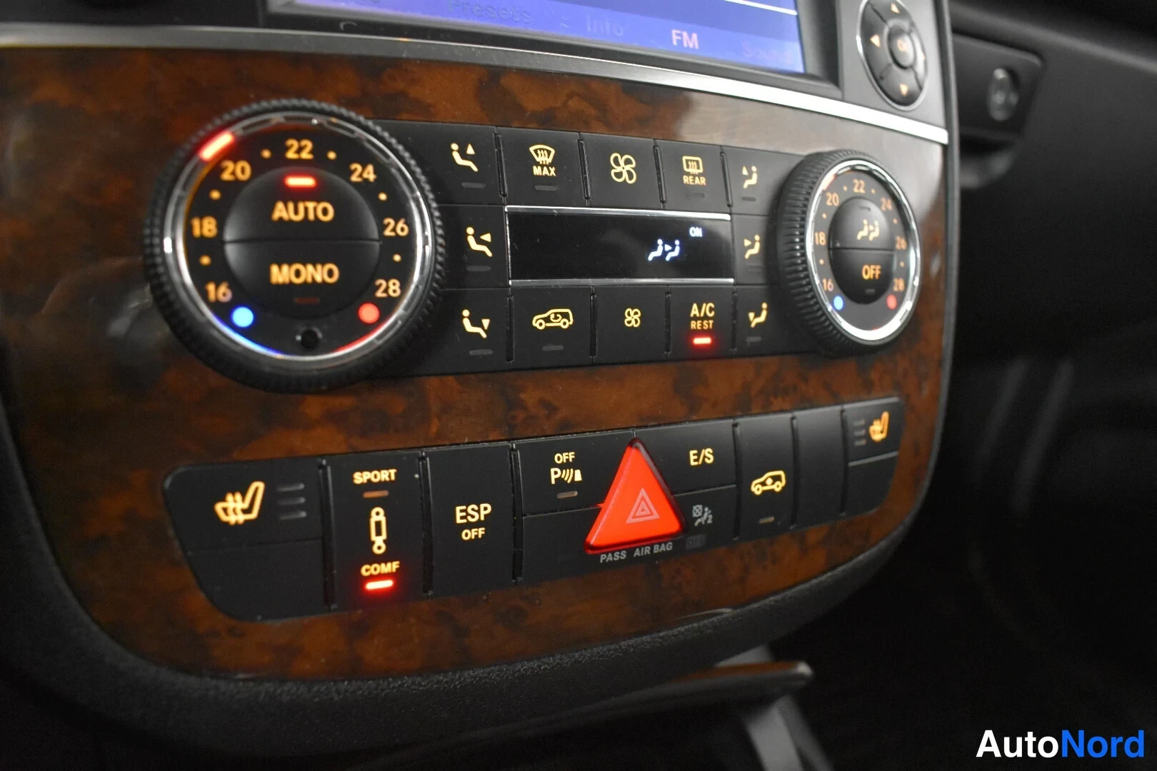 Hopea Mercedes-Benz R 2011, yksityiskohta, kuva 30