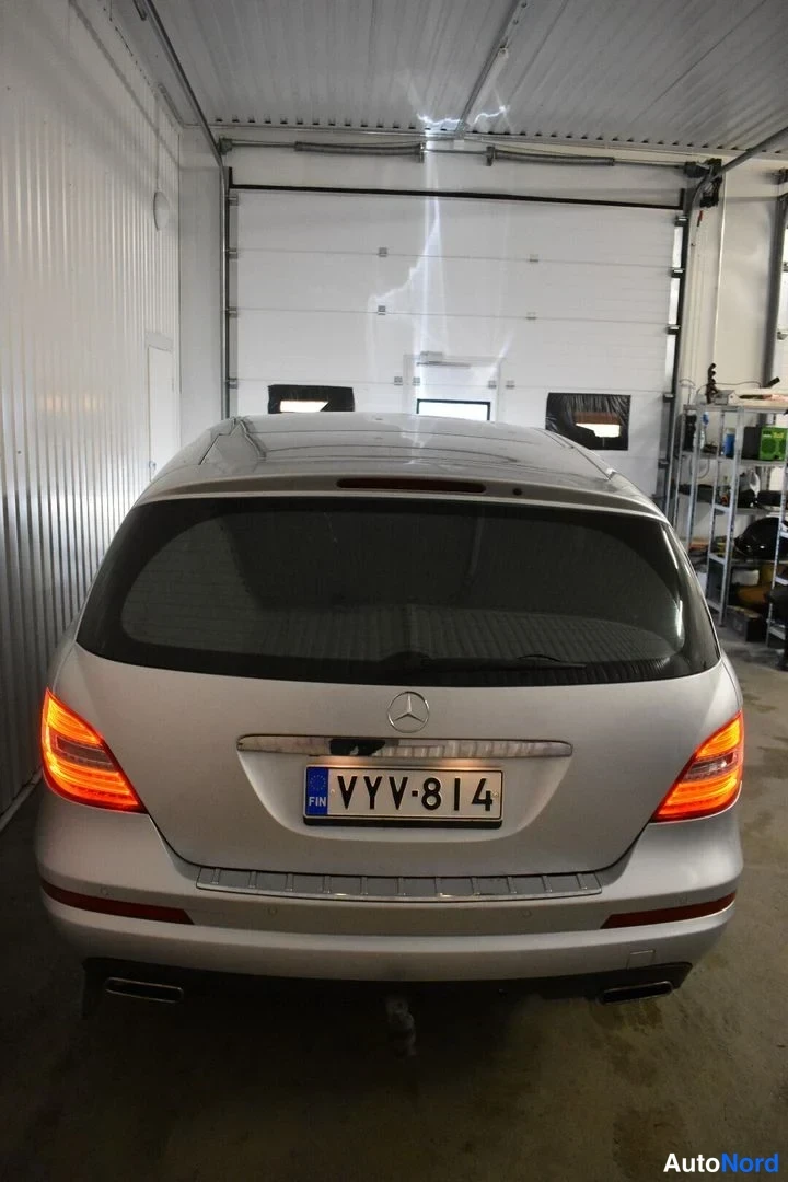 Hopea Mercedes-Benz R 2011, takaa, kuva 13