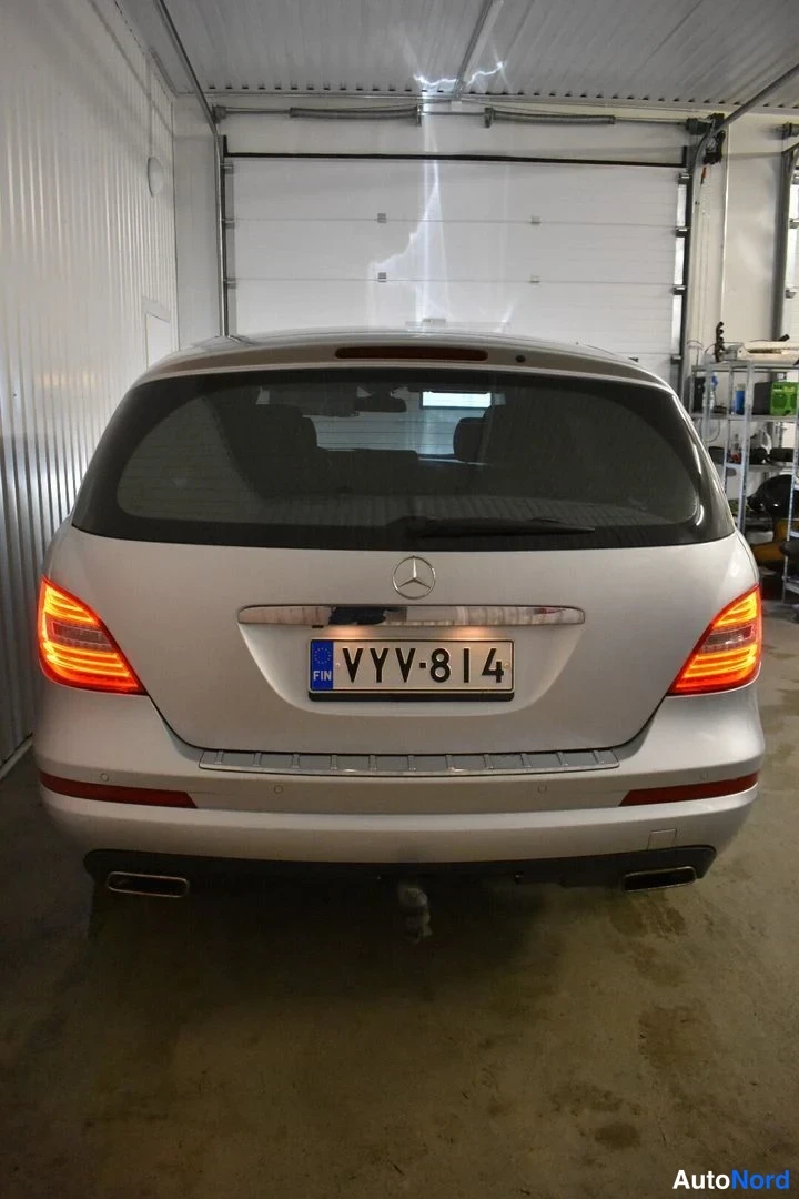 Hopea Mercedes-Benz R 2011, takaa, kuva 14
