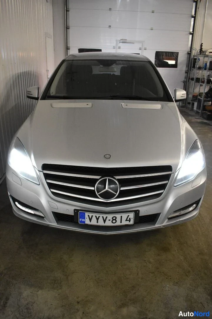 Hopea Mercedes-Benz R 2011, edestä, kuva 4