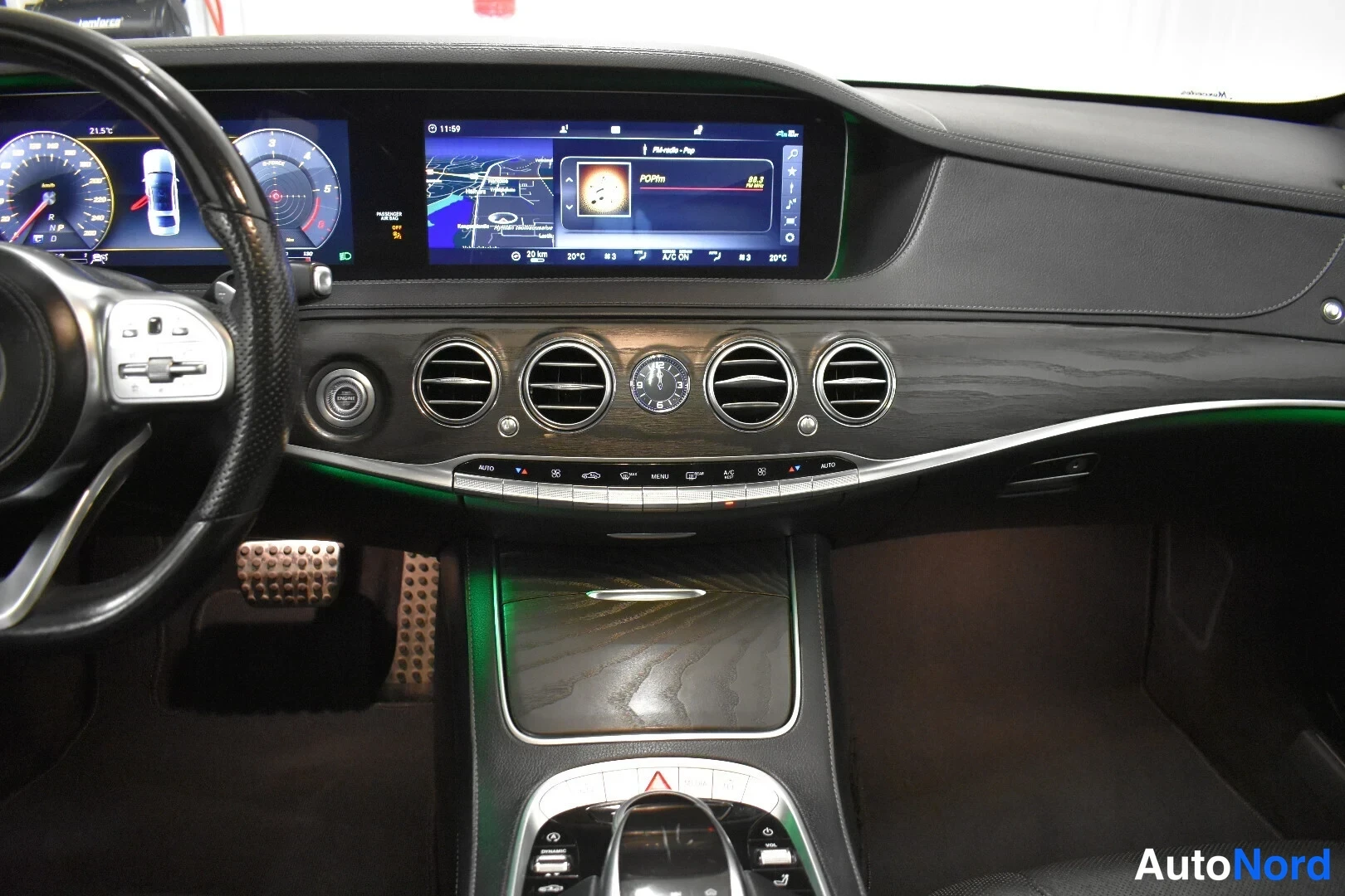 Harmaa Mercedes-Benz S 2018, ohjaamo, kuva 21