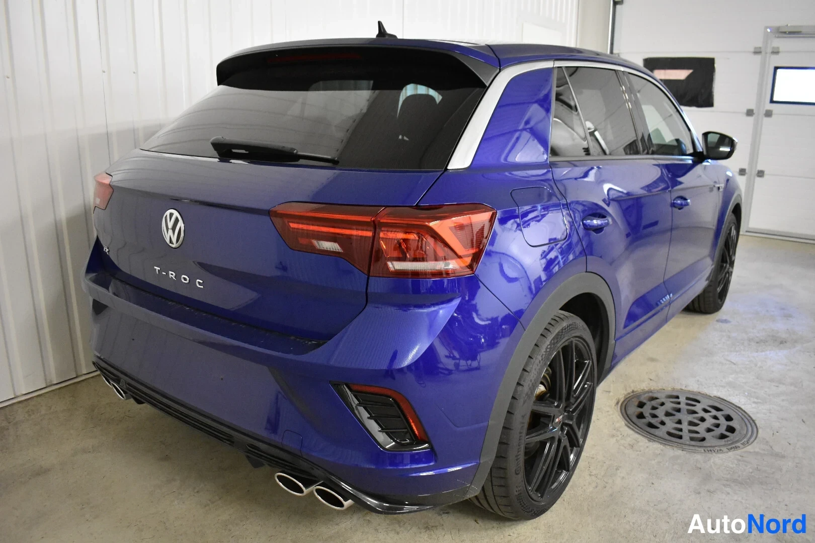 Sininen Volkswagen T-Roc 2020, takaviisto, kuva 18