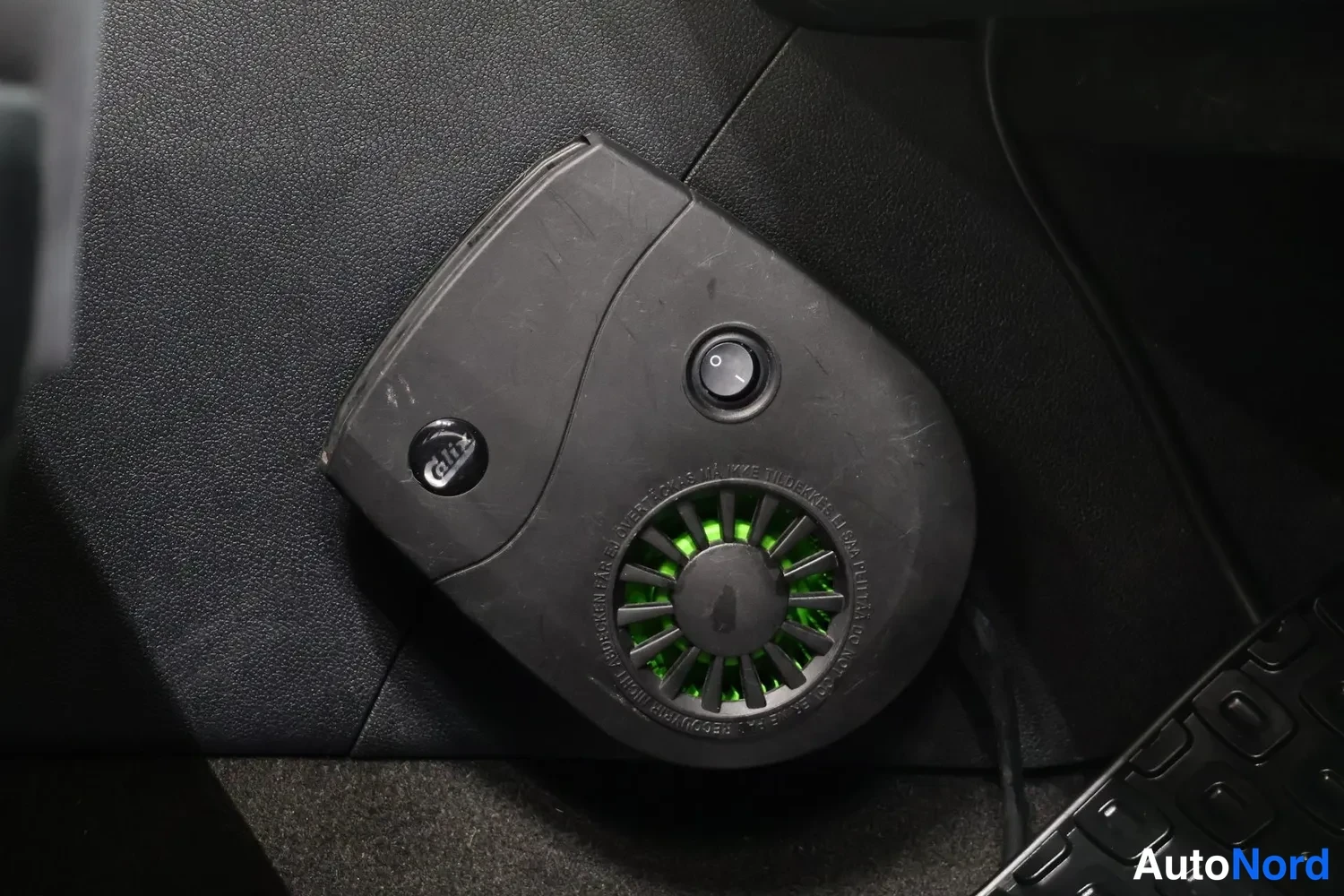 Valkoinen Kia Niro 2017, yksityiskohta, kuva 25