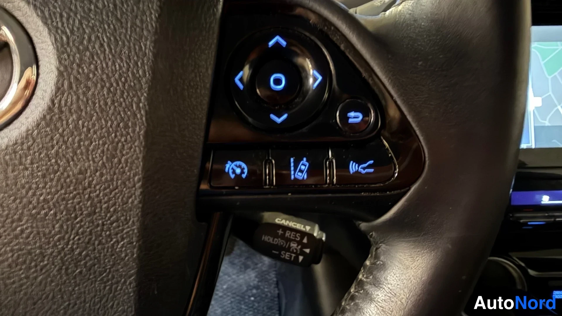 Harmaa Toyota Prius 2019, yksityiskohta, kuva 23