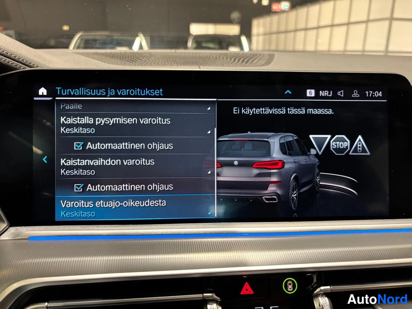 Harmaa BMW X5 2022, yksityiskohta, kuva 15