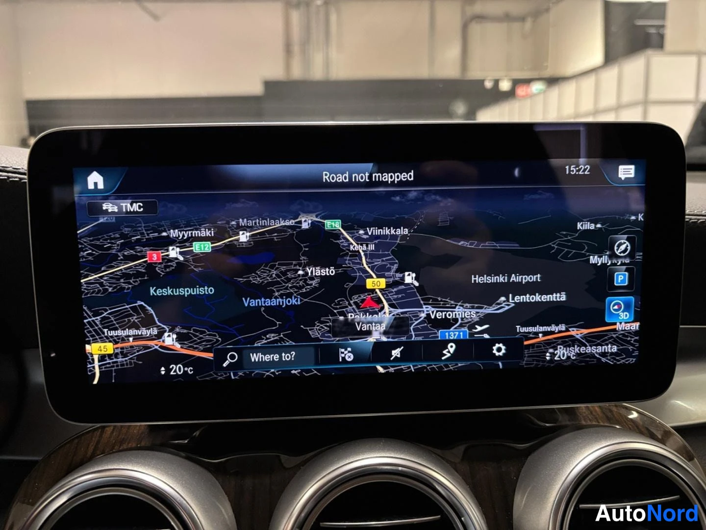 Musta Mercedes-Benz GLC 2022, yksityiskohta, kuva 13