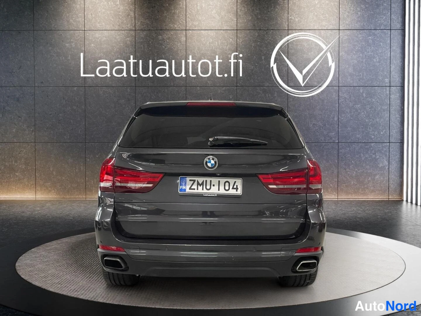 Harmaa BMW X5 2016, takaa, kuva 9