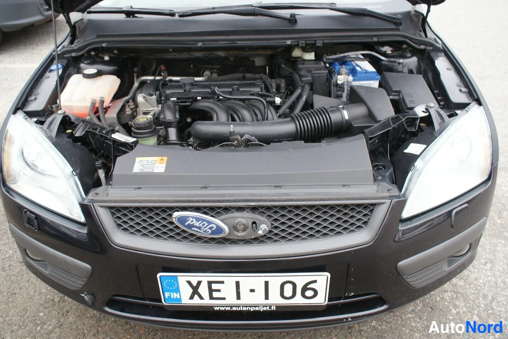 Musta Ford Focus 2006, moottoritila, kuva 9