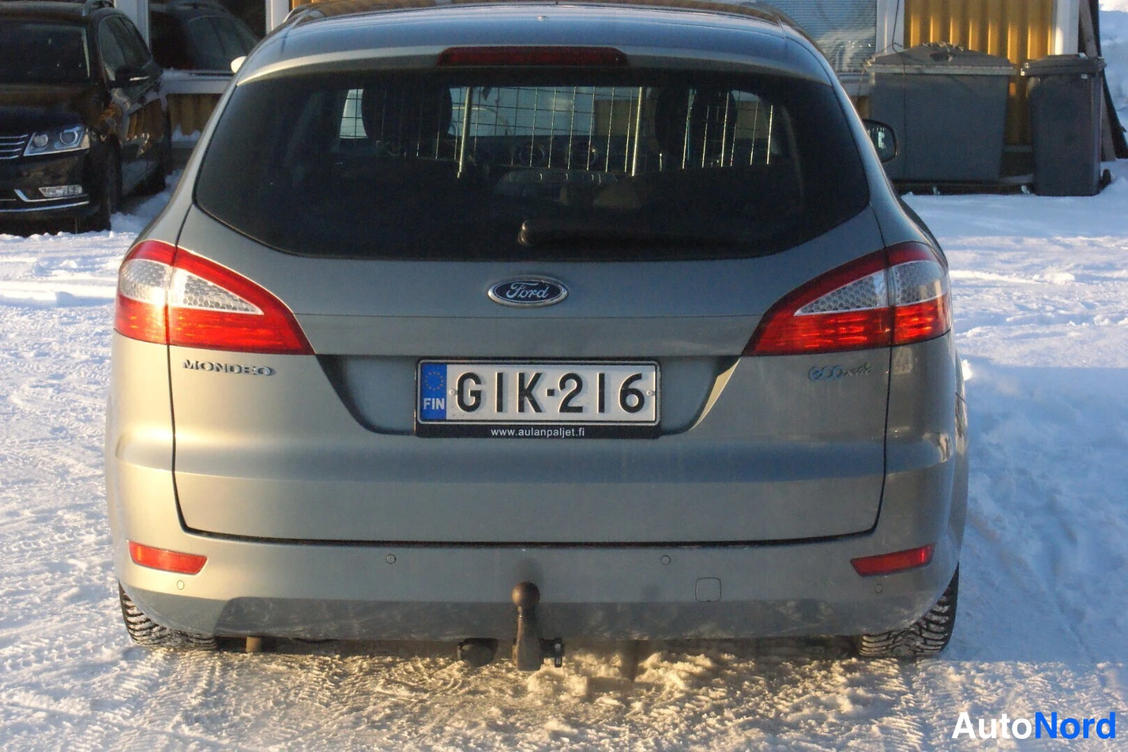 Vihreä Ford Mondeo 2009, takaa, kuva 7