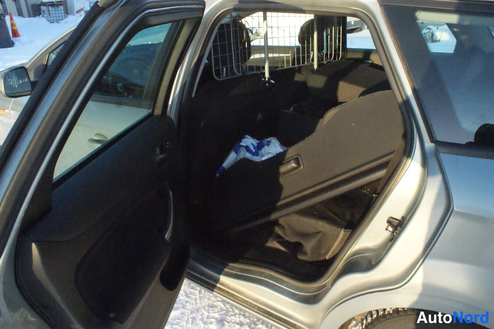 Vihreä Ford Mondeo 2009, sivulta, kuva 5