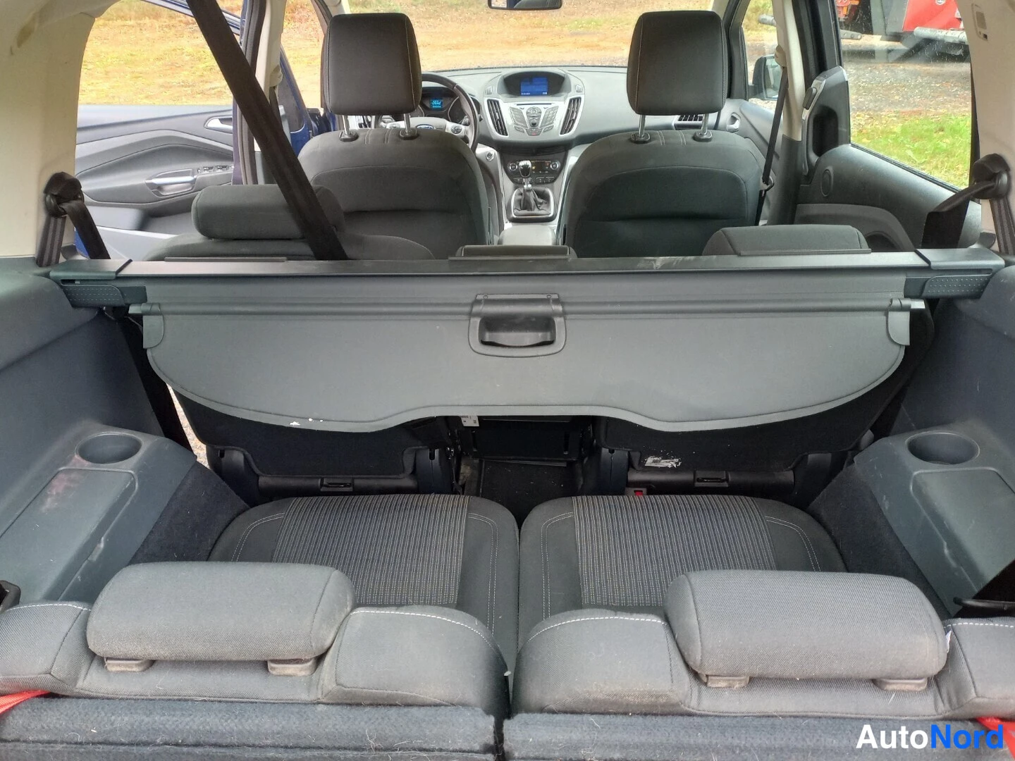 Sininen Ford C-MAX 2014, tavaratila, kuva 13