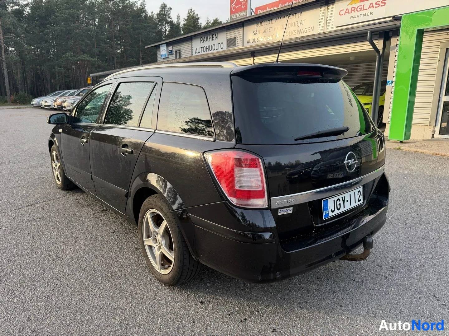 Musta Opel Astra 2007, takaviisto, kuva 6