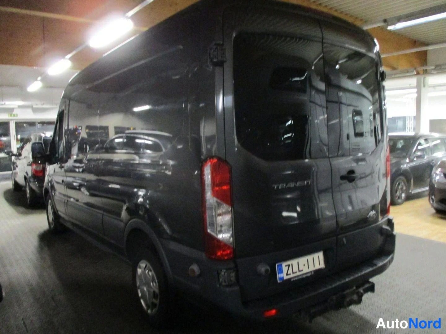 Harmaa Ford Transit 2017, takaviisto, kuva 6