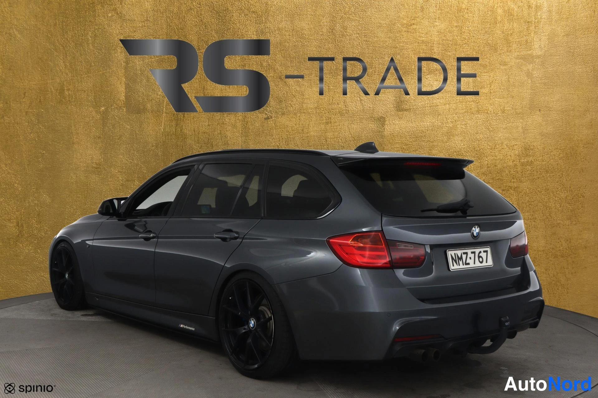 Harmaa BMW 330d 2014, takaviisto, kuva 4