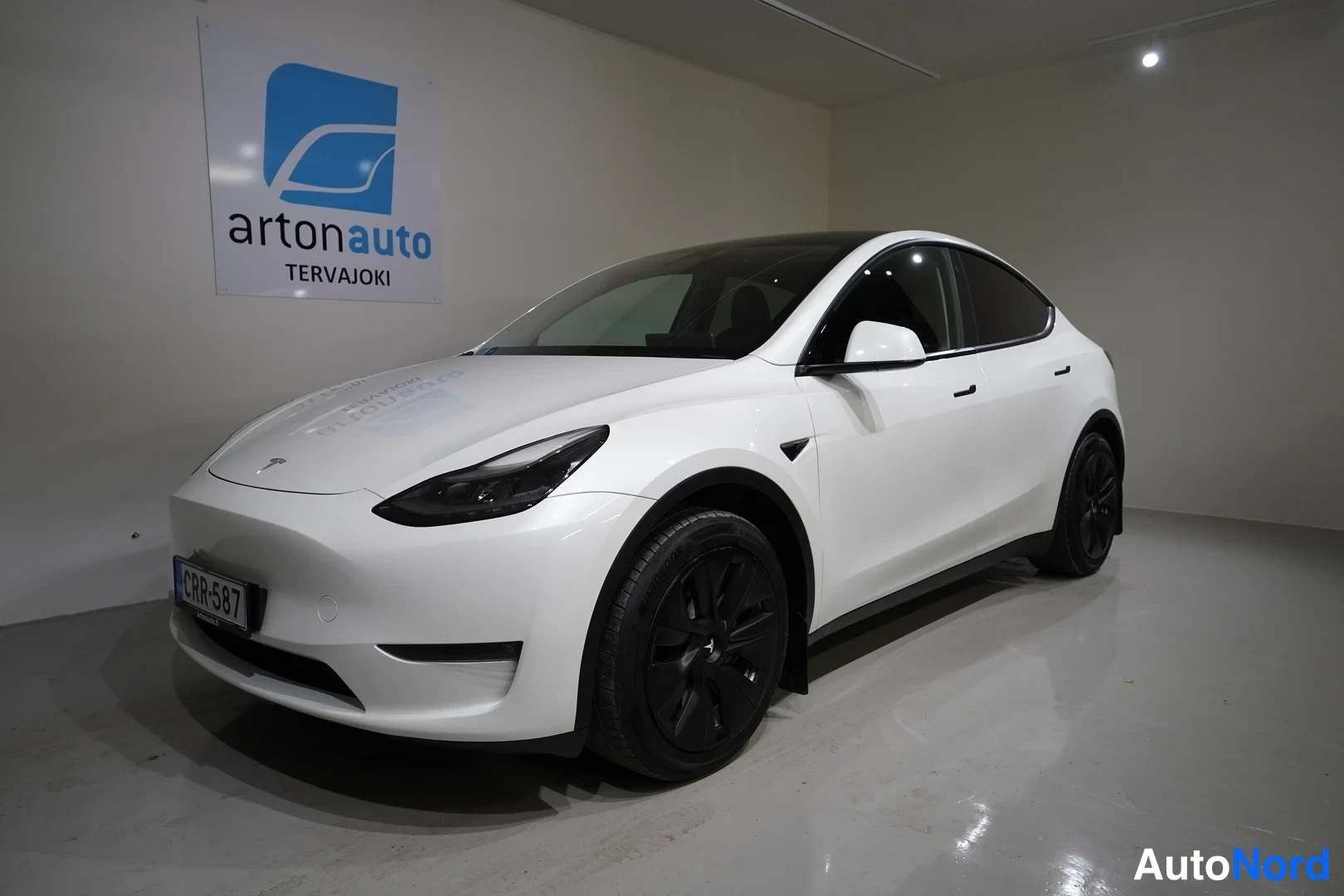 Tesla Model Y Long Range 2023