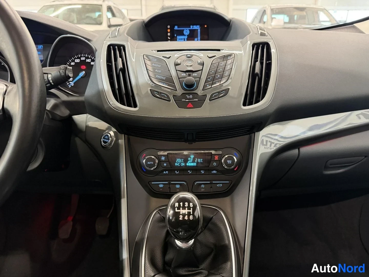 Ruskea Ford Grand C-Max 2015, yksityiskohta, kuva 18