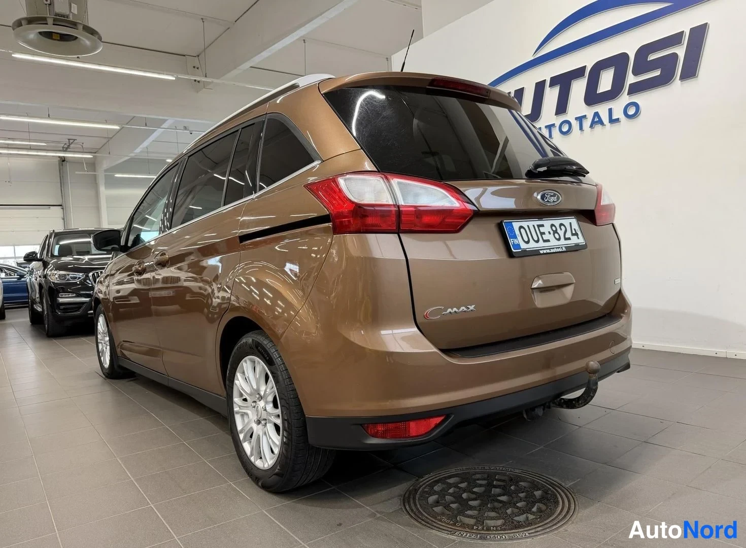 Ruskea Ford Grand C-Max 2015, takaviisto, kuva 4