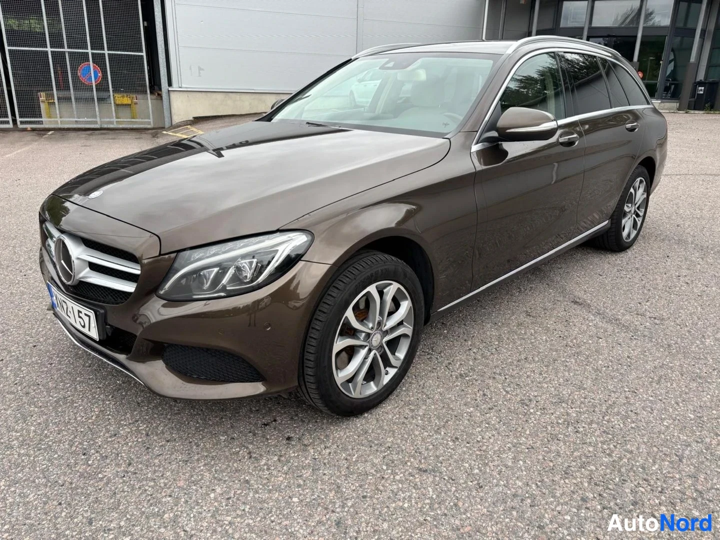 Mercedes-Benz C 250 BlueTEC 4MATIC T A Premium Business 2015
