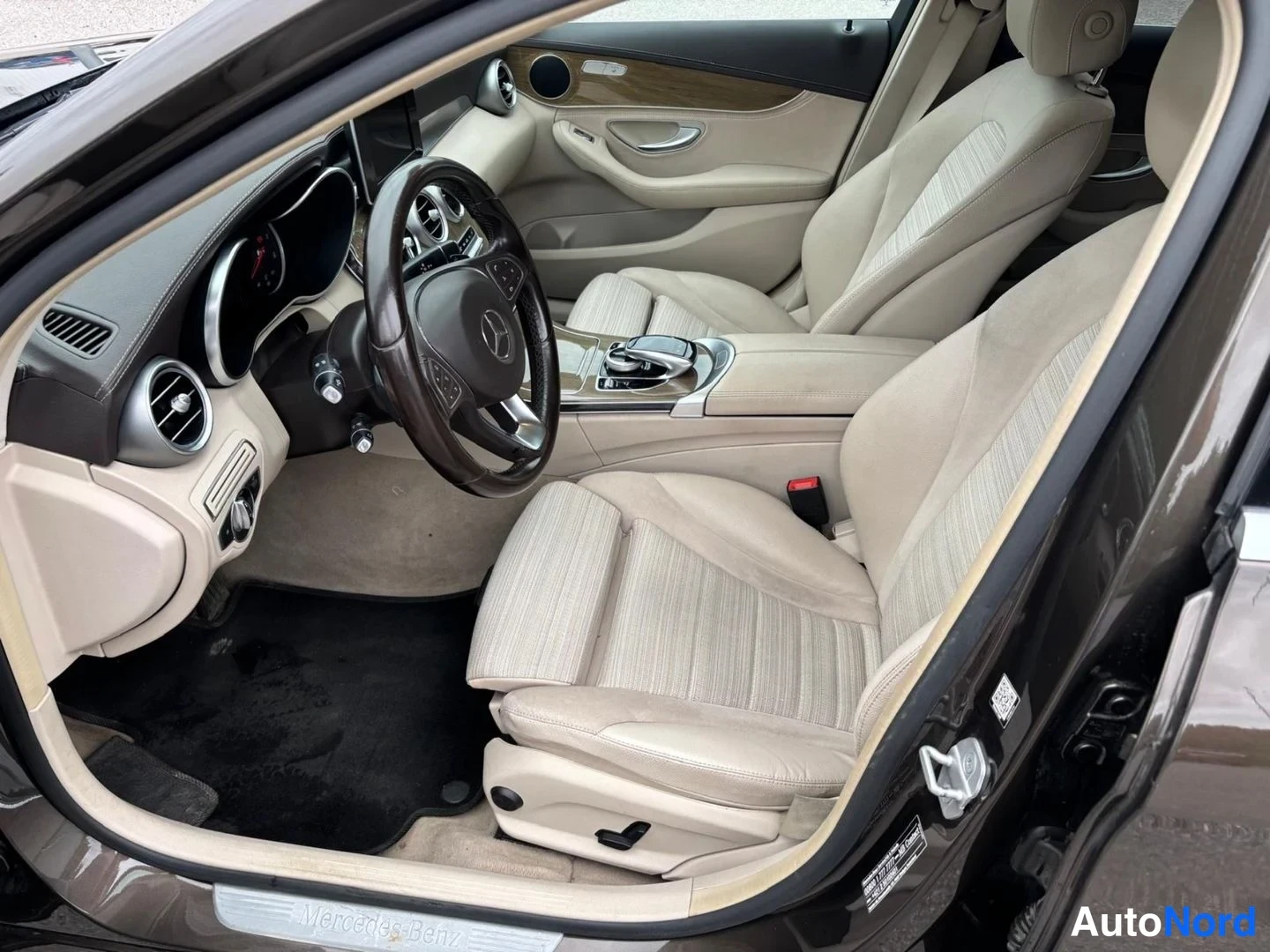 Brown Mercedes-Benz C 250 BlueTEC 4MATIC 2015, cockpit, photo 8