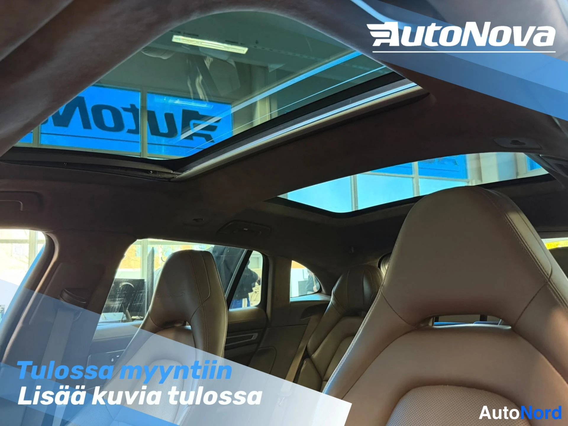 Musta Porsche Panamera Turbo S E-Hybrid 2020, ohjaamo, kuva 5