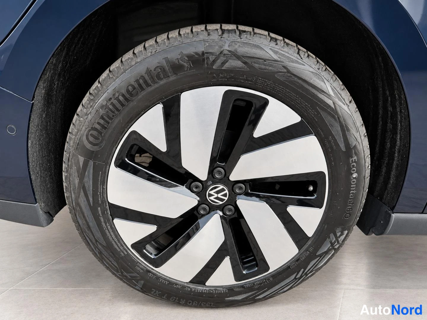 Sininen Volkswagen ID 2023, yksityiskohta, kuva 11