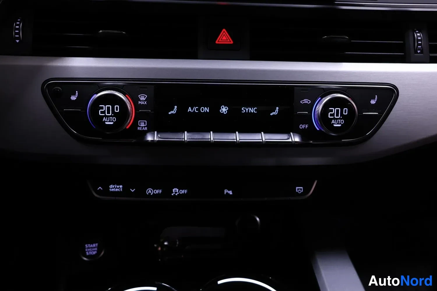 Musta Audi A4 Avant 2021, yksityiskohta, kuva 19