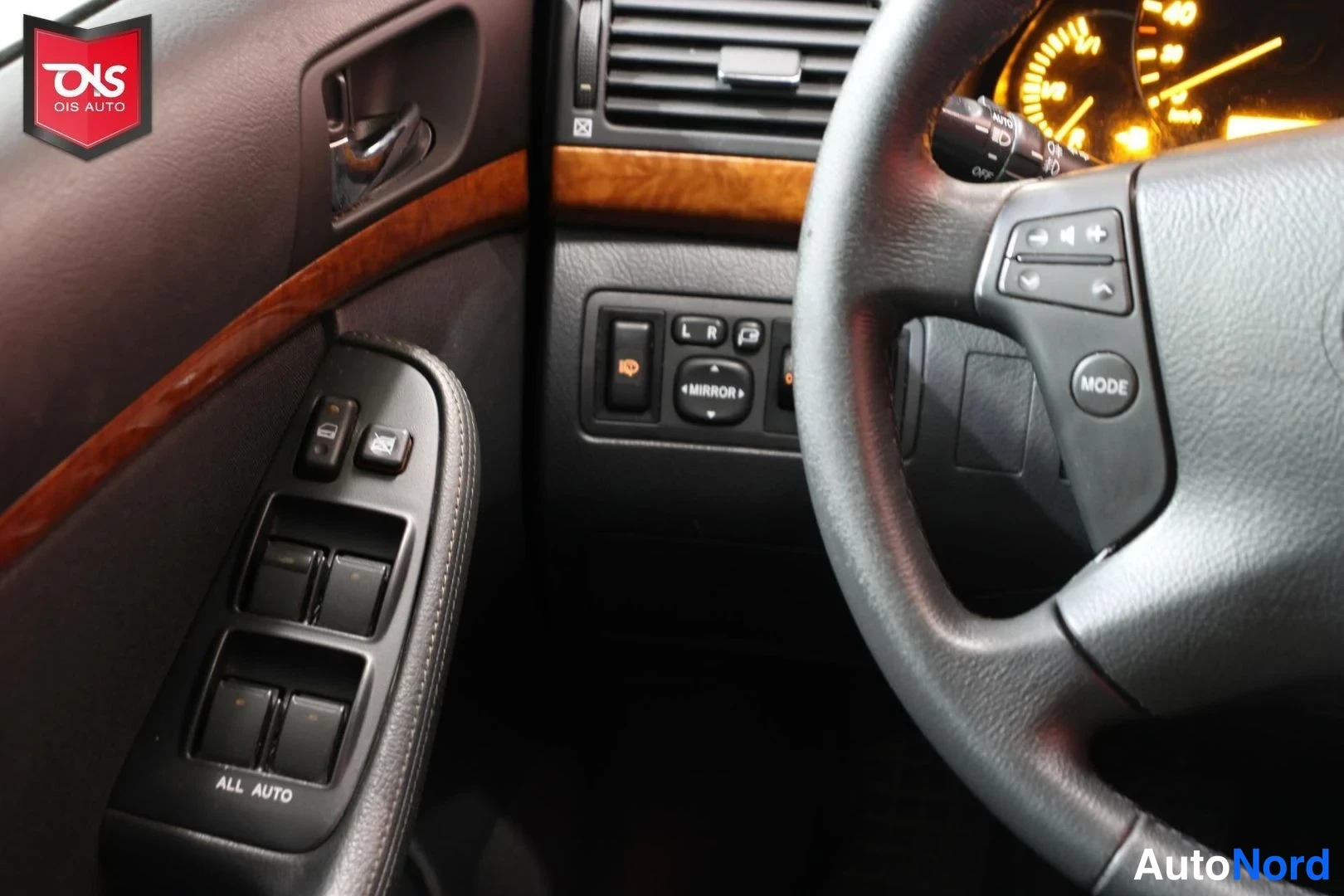 Hopea Toyota Avensis 2007, yksityiskohta, kuva 16