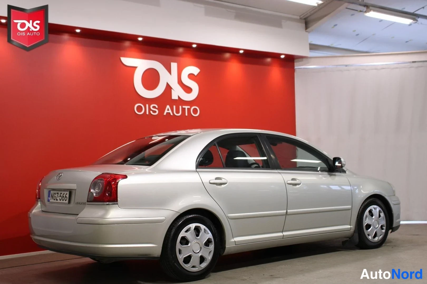 Hopea Toyota Avensis 2007, takaviisto, kuva 5