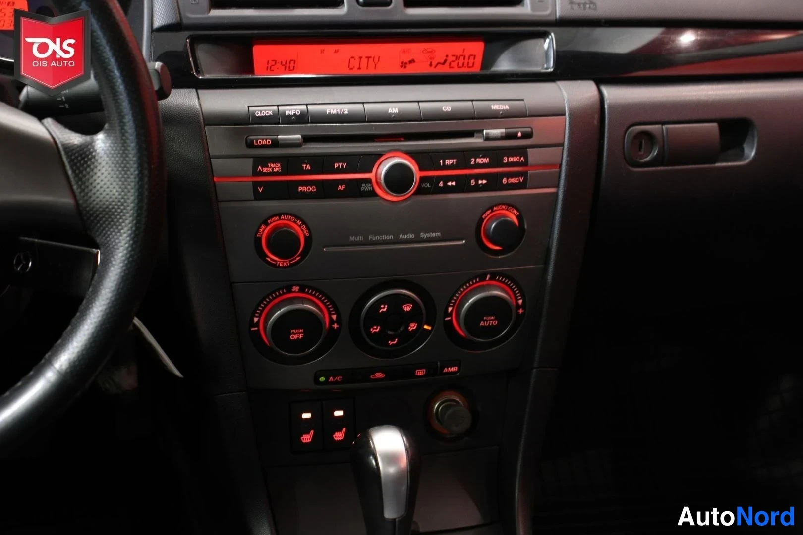 Harmaa Mazda 3 2007, yksityiskohta, kuva 17