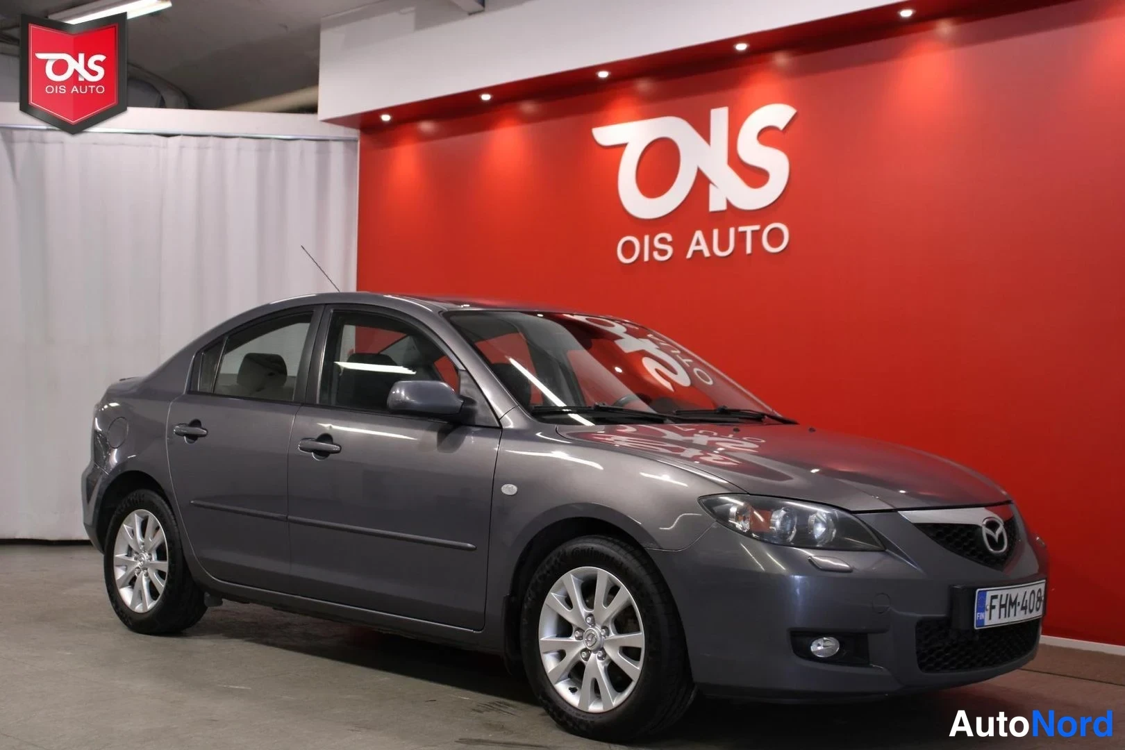 Harmaa Mazda 3 2007, etuviisto, keula oikealle, kuva 4