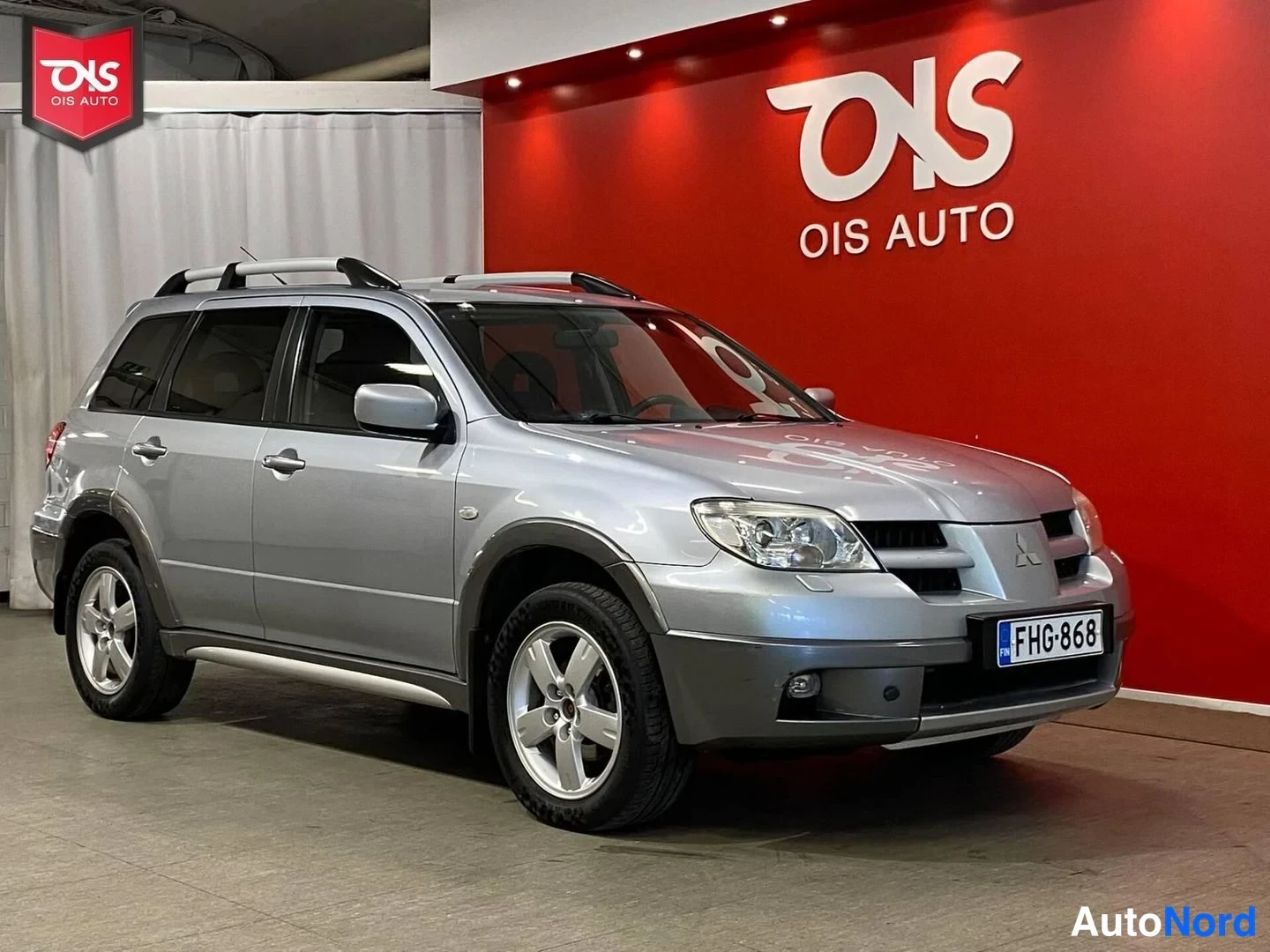 Harmaa Mitsubishi Outlander 2006, etuviisto, keula oikealle, kuva 3