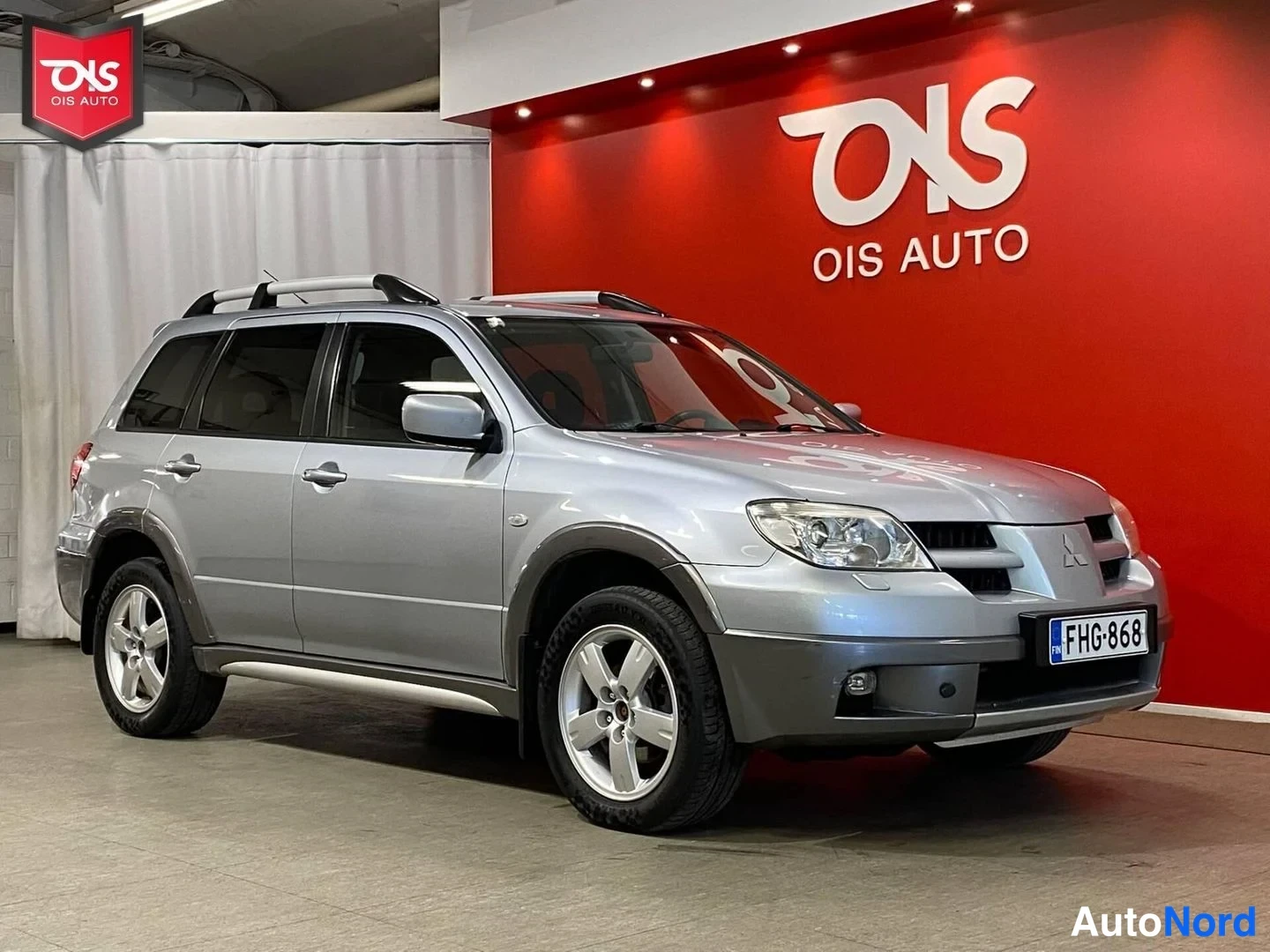 Harmaa Mitsubishi Outlander 2006, etuviisto, keula oikealle, kuva 4