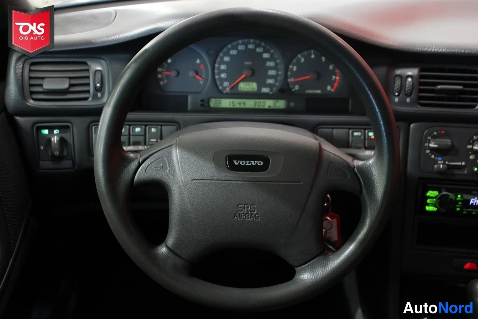 Sininen Volvo S70 1998, yksityiskohta, kuva 17