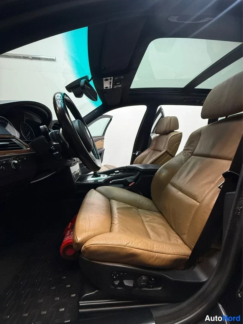 Sininen BMW 535d 2008, etuistuimet, kuva 26