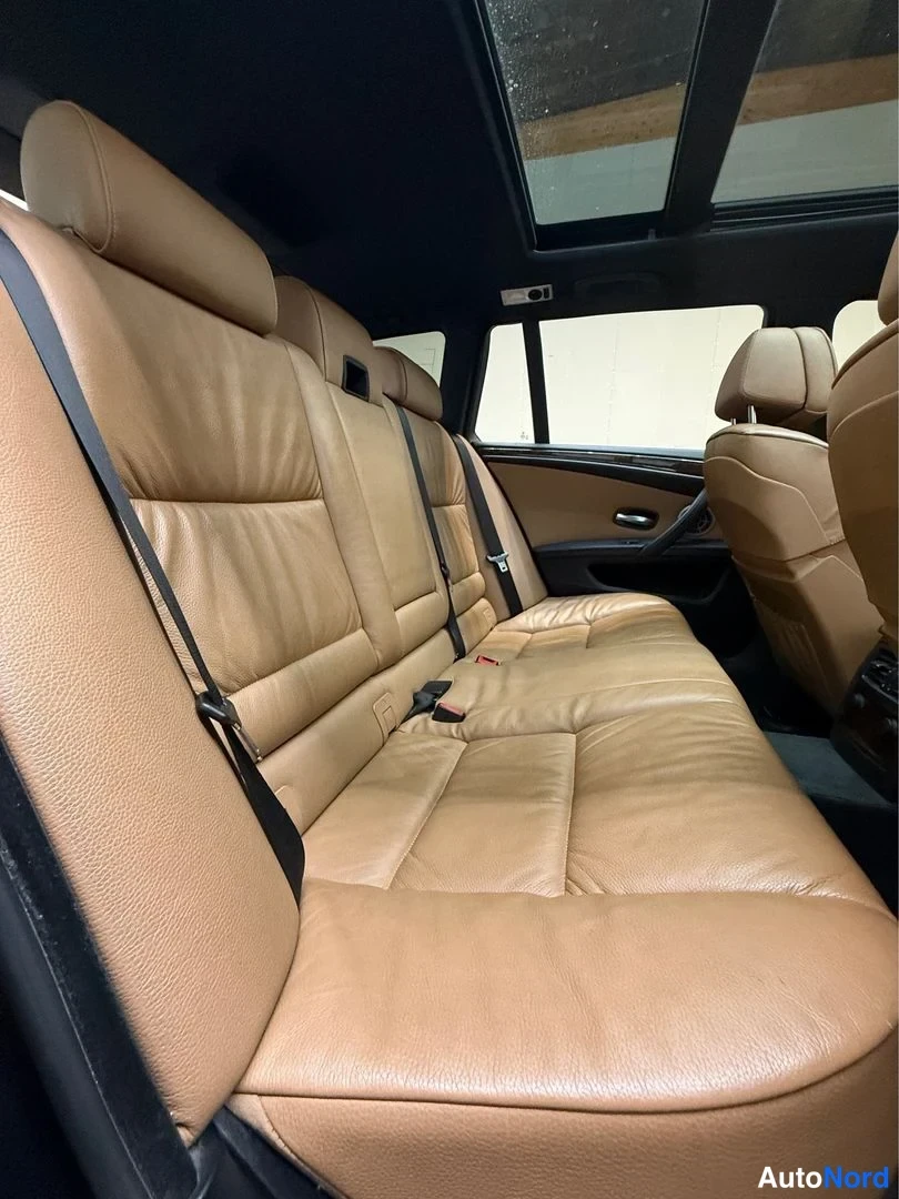 Sininen BMW 535d 2008, takaistuimet, kuva 28
