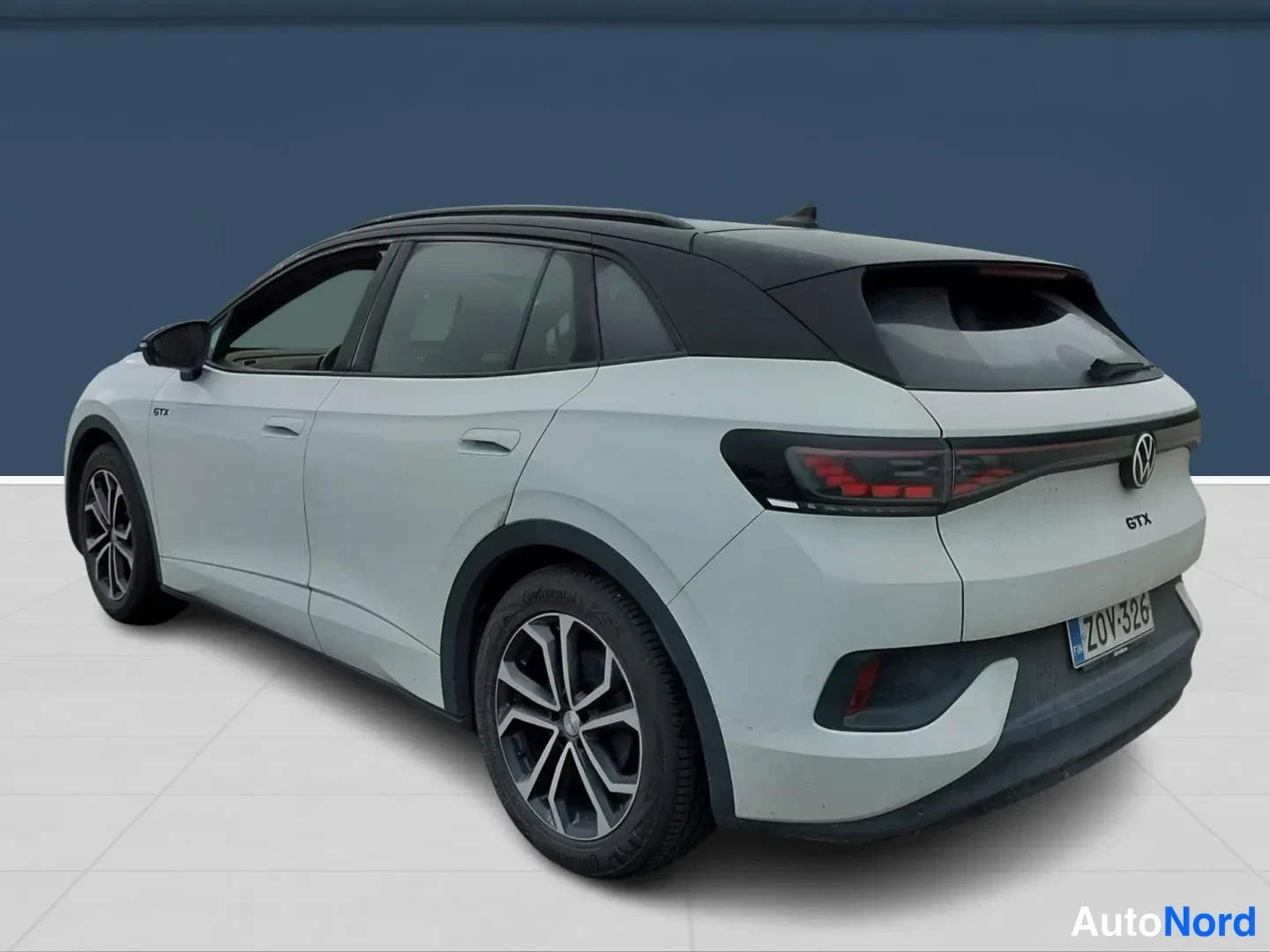 Valkoinen Volkswagen ID.4 2023, takaviisto, kuva 6