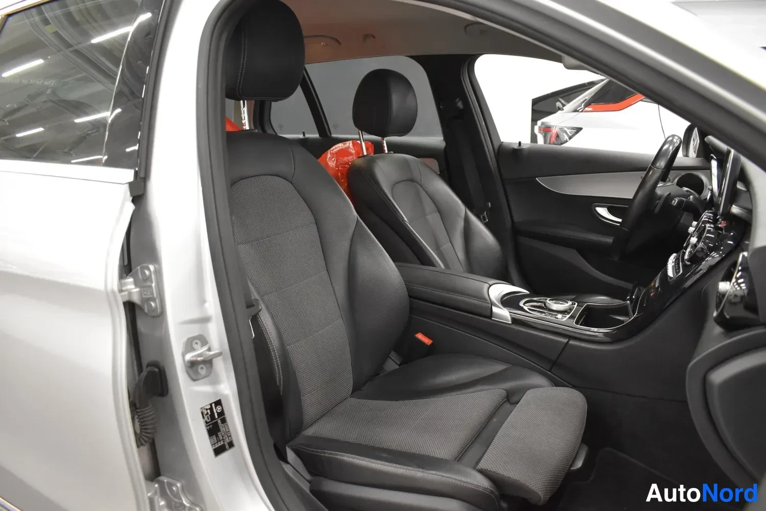 Grey Mercedes-Benz C 350 e 2018, front seats, photo 7