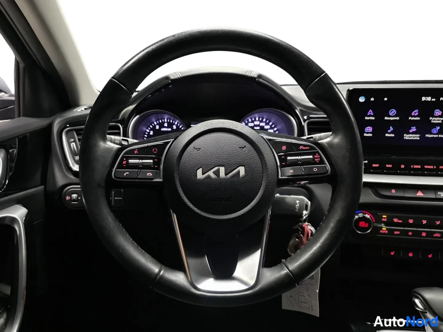 Hopea KIA XCeed 2022, ohjaamo, kuva 10