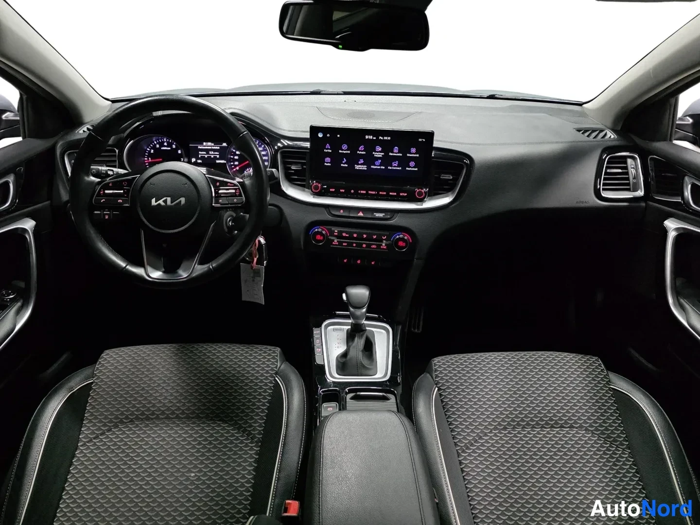 Hopea KIA XCeed 2022, ohjaamo, kuva 9