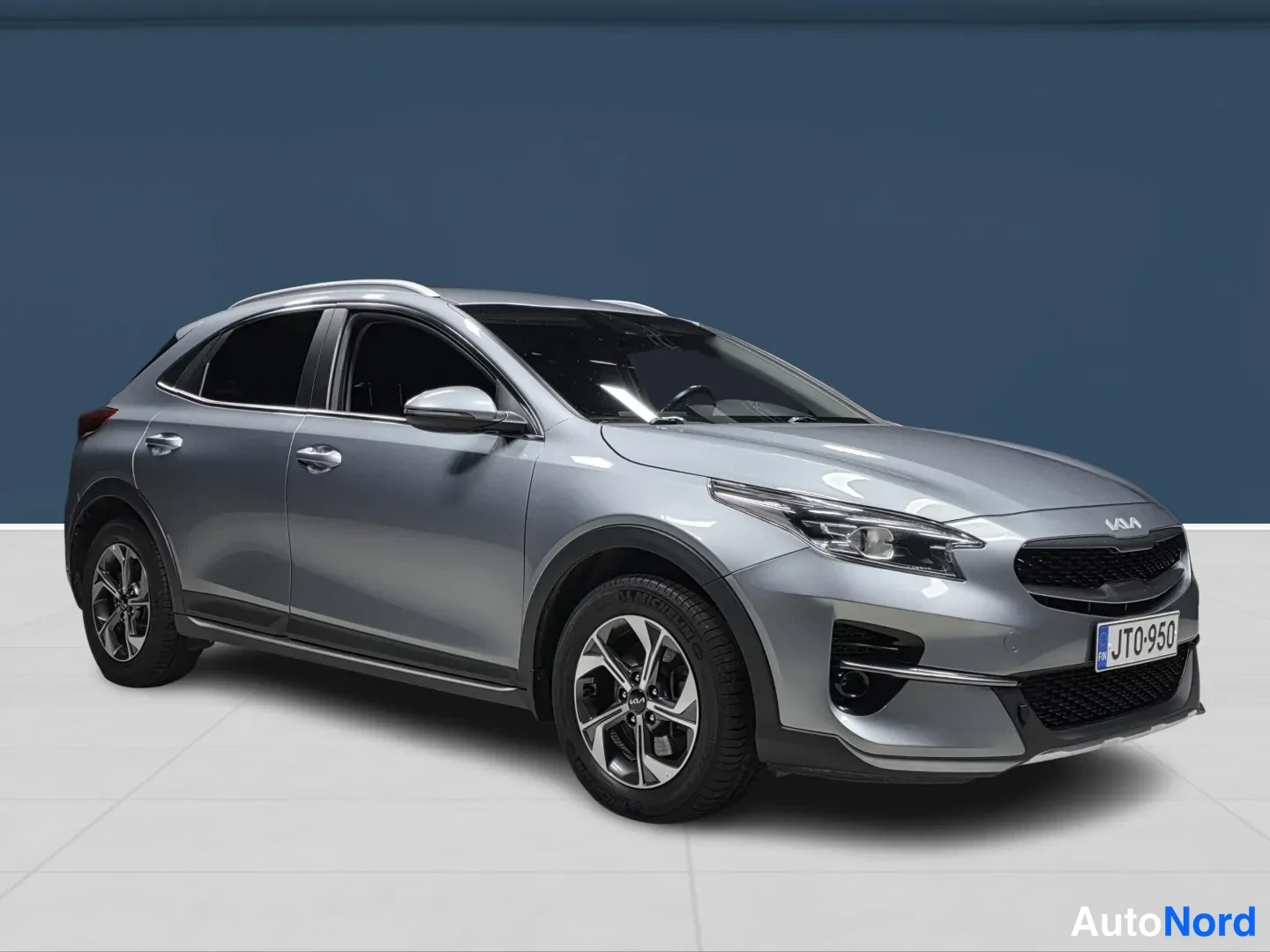 Hopea KIA XCeed 2022, etuviisto, keula oikealle, kuva 2