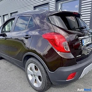 Ruskea Opel Mokka 2015, takaviisto, kuva 7