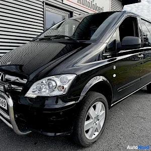 Musta Mercedes-Benz Vito 2014, etuviisto, keula vasemmalle, kuva 2