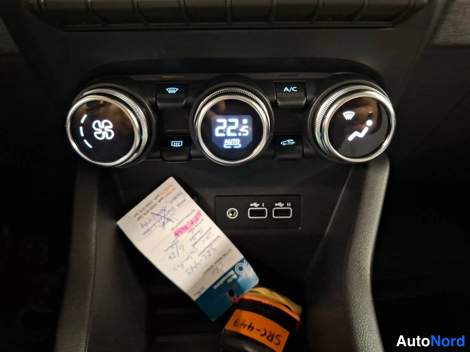 Hopea Renault Clio 2024, yksityiskohta, kuva 23