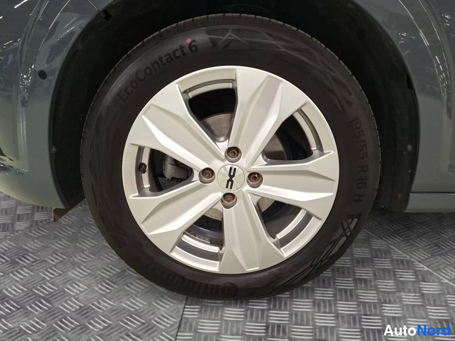 Harmaa Dacia Sandero 2023, yksityiskohta, kuva 16