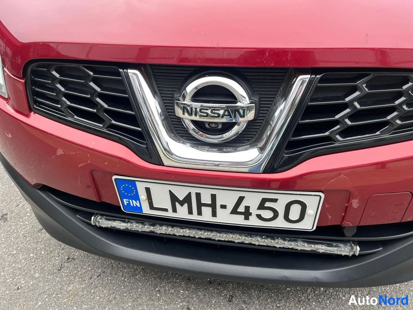 Punainen Nissan Qashqai 2013, yksityiskohta, kuva 19